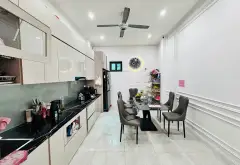 Bán nhà riêng Lạc Long Quân, 5 tầng, ô tô đỗ cửa, kinh doanh tốt... Bán nhà riêng tại Cầu Giấy, Hà Nội 05