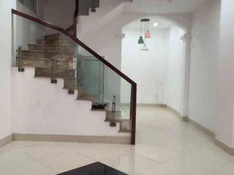 Nhà 3 tầng 3 ngủ rộng rãi ở Long Biên – giá hợp lý... Bán nhà riêng tại Việt Hưng, Hà Nội 01