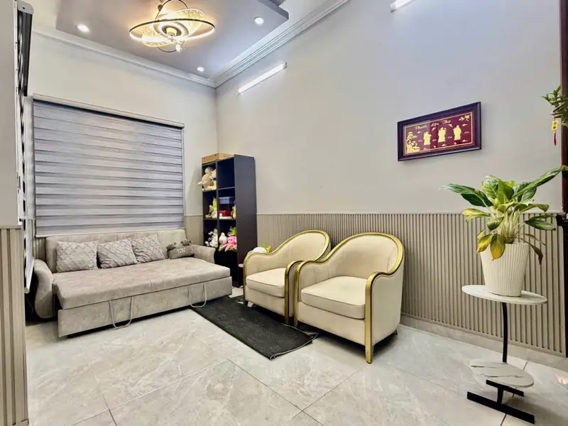 NHÀ ĐẸP – NỘI THẤT CAO CẤP – NHỈNH 6 Tỷ
NGAY GA METRO- TRUNG TÂM PHƯỚC LONG... Bán nhà riêng tại Phước Long, Hồ Chí Minh 01