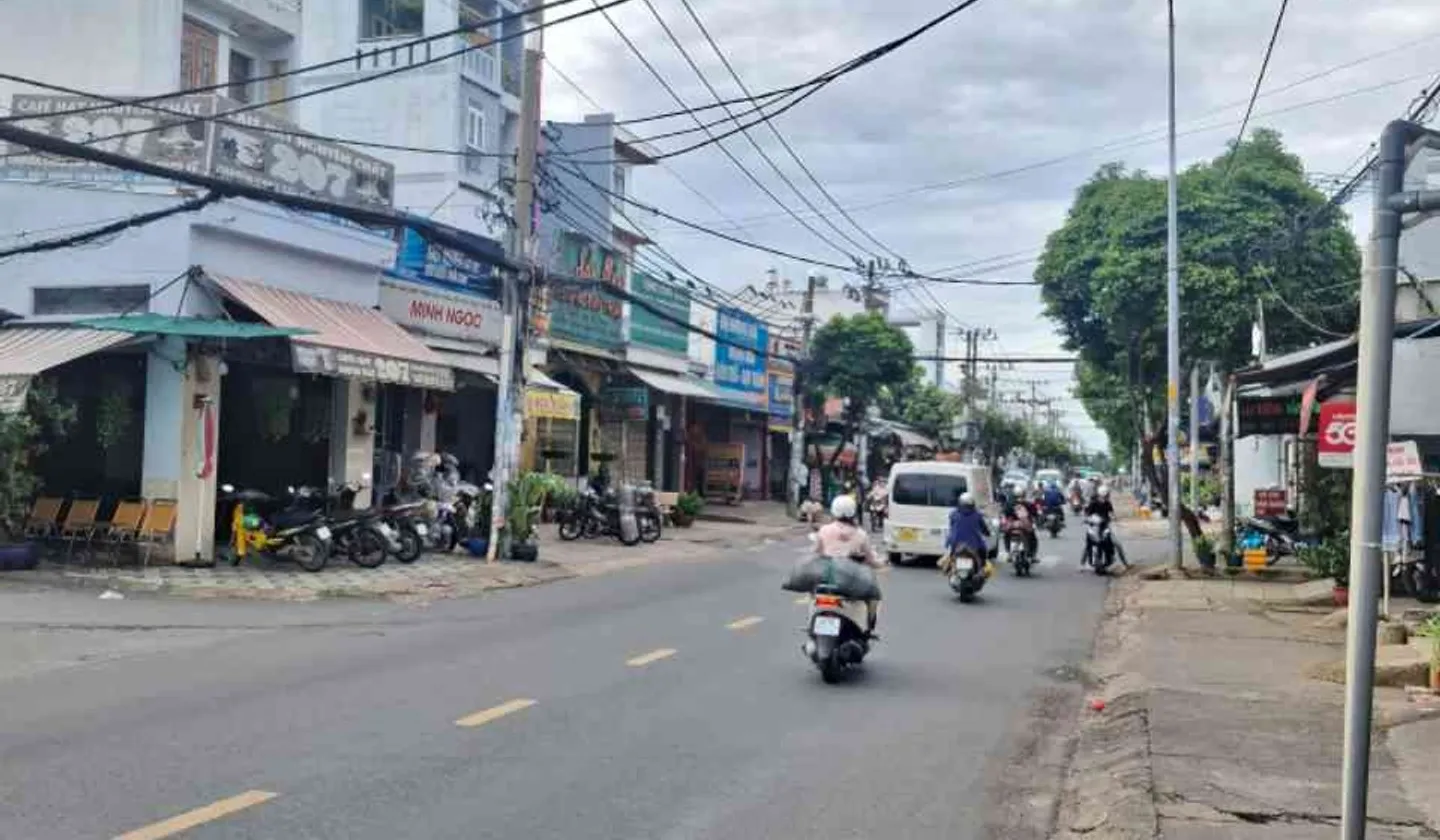 Nhà mặt phố Bình Tân 3 tầng 4 phòng ngủ giá 14,5 tỷ... Bán nhà mặt phố tại Bình Trị Đông, Hồ Chí Minh 01