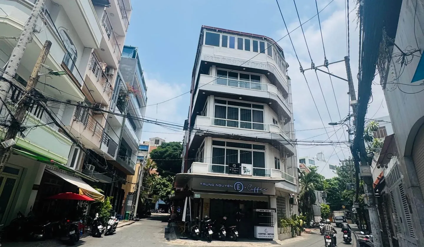 Nhà 3 mặt tiền K300, Tân Bình - Dòng tiền 65 triệu/tháng... Bán nhà mặt phố tại Bảy Hiền, Hồ Chí Minh 01