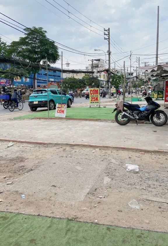Đường CMT8 20M kinh doạnh sầm uất -... Bán nhà mặt phố tại Nhiêu Lộc, Hồ Chí Minh 01