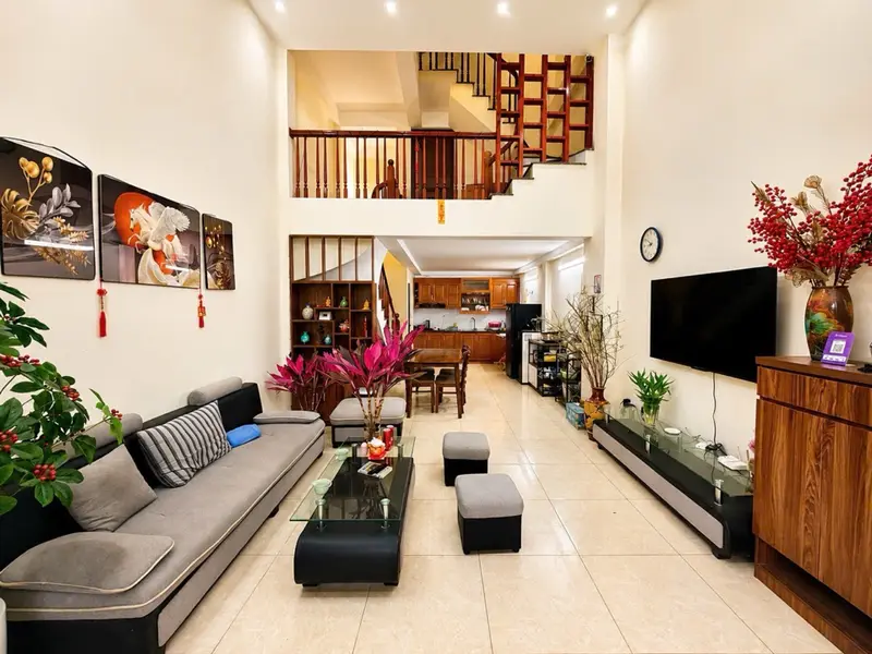 BÁN NHÀ NGUYỄN VĂN LINH 46,6M2- 5 TẦNG - NGÕ THÔNG, Ô TÔ TRÁNH - 10.7 Tỷ... Bán nhà riêng tại Long Biên, Hà Nội 01