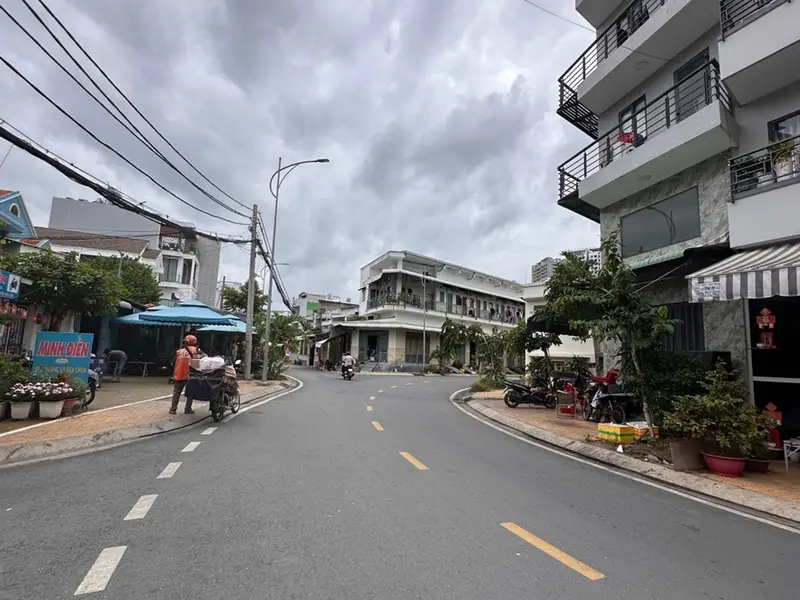 Nhà đẹp 3 tầng, hẻm ô tô Bình Tân, ngay khu y tế hiện đại... Bán nhà riêng tại An Lạc, Hồ Chí Minh 01