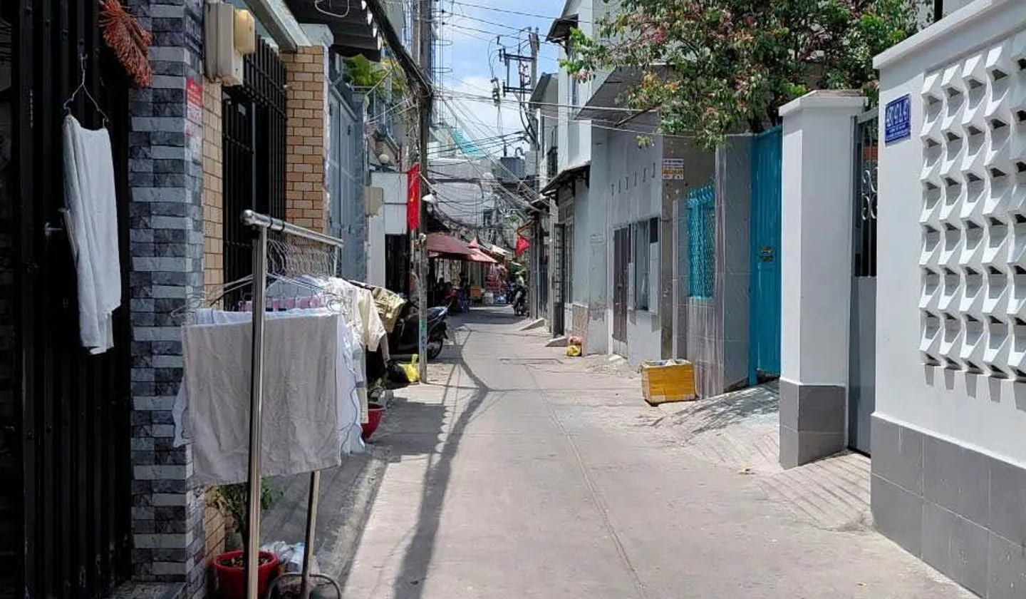 Bán nhà riêng 2 tầng diện tích 42.3 m2 tại Huỳnh Tấn Phát, căn góc 2 mặt tiền... Bán nhà riêng tại Tân Thuận, Hồ Chí Minh 01