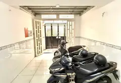 HOÀ HƯNG - HẺM XE HƠI THÔNG- XE HƠI NGỦ TRONG NHÀ- KHU VỰC VIP QUẬN 10... Bán nhà riêng tại Hòa Hưng, Hồ Chí Minh 02