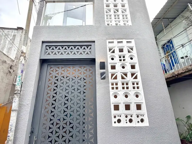 Chỉ 2,28 tỷ có ngay nhà mới, hiện đại, 2 tầng dọn vào ở ngay, SHR... Bán nhà riêng tại Bình Trị Đông, Hồ Chí Minh 01