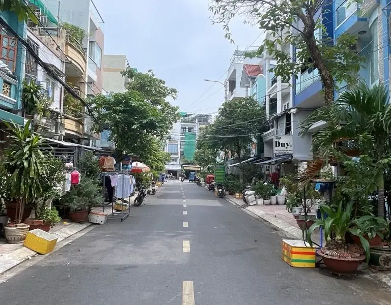 🍁 XE HƠI NGỦ TRONG NHÀ - MẶT TIỀN KINH DOANH 4 TẦNG GẦN AEON CAO LỖ 70M2 💸 CHỈ 8.x Tỷ... Bán nhà mặt phố tại Chánh Hưng, Hồ Chí Minh 01