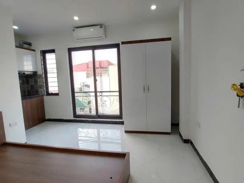 CCMN MẶT NGÕ THÔNG KINH DOANH , Ô TÔ ĐỖ CỬA , DÒNG TIỀN ỔN ĐỊNH... Bán nhà riêng tại Định Công, Hà Nội 01