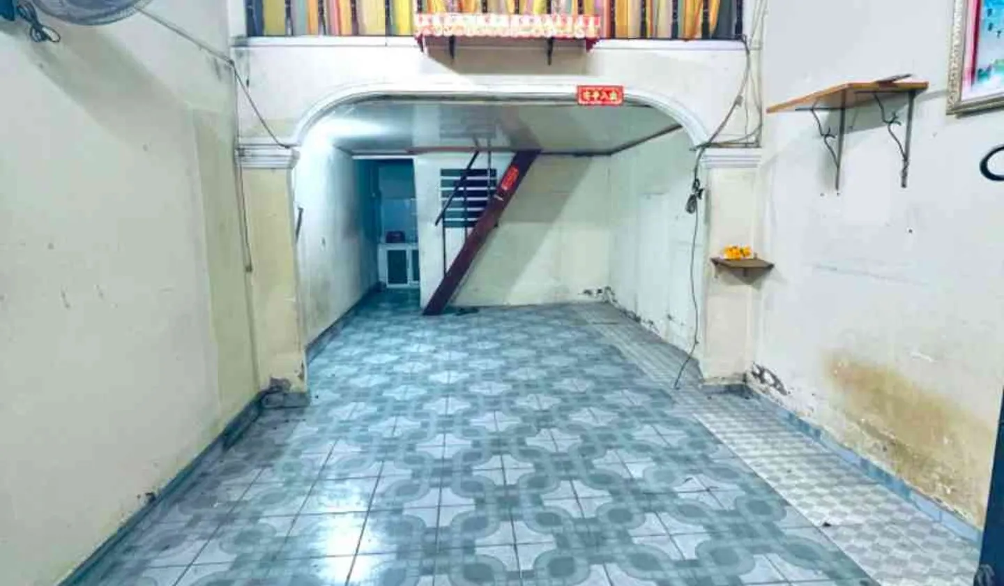 Cơ hội hiếm có sở hữu nhà riêng hướng Nam ngay trung tâm Quận 10... Bán nhà riêng tại Vườn Lài, Hồ Chí Minh 01