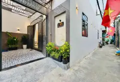 Viết
🍀 NHÀ PHỐ 89M² • 3 TẦNG • 4 PHÒNG NGỦ • NỘI THẤT CAO CẤP • GÒ VẤP
🏡 Diện tích Ngang 6.5m²... Bán nhà riêng tại Thông Tây Hội, Hồ Chí Minh 02