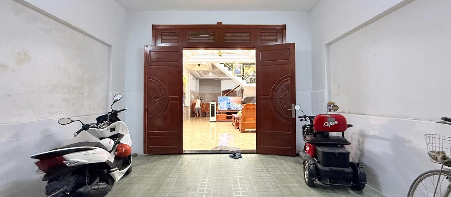 Bán nhà riêng 4 tầng mặt tiền 5m tại Phường Trung Mỹ Tây, TP.HCM, ô tô trong nhà... Bán nhà riêng tại Trung Mỹ Tây, Hồ Chí Minh 01