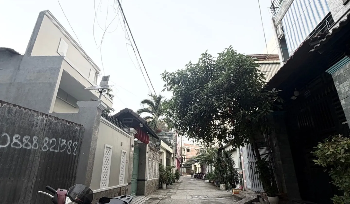 Nhà 5 Tấm Có Thang Máy Gần Aeon Tân Phú... Bán nhà mặt phố tại Bình Hưng Hòa, Hồ Chí Minh 01