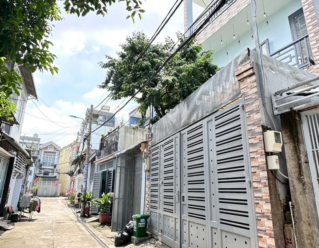 Bán nhà riêng 3 tầng phường Trung Mỹ Tây, TP HCM, diện tích 88,4 m2, giá 4,1 tỷ... Bán nhà riêng tại Trung Mỹ Tây, Hồ Chí Minh 01