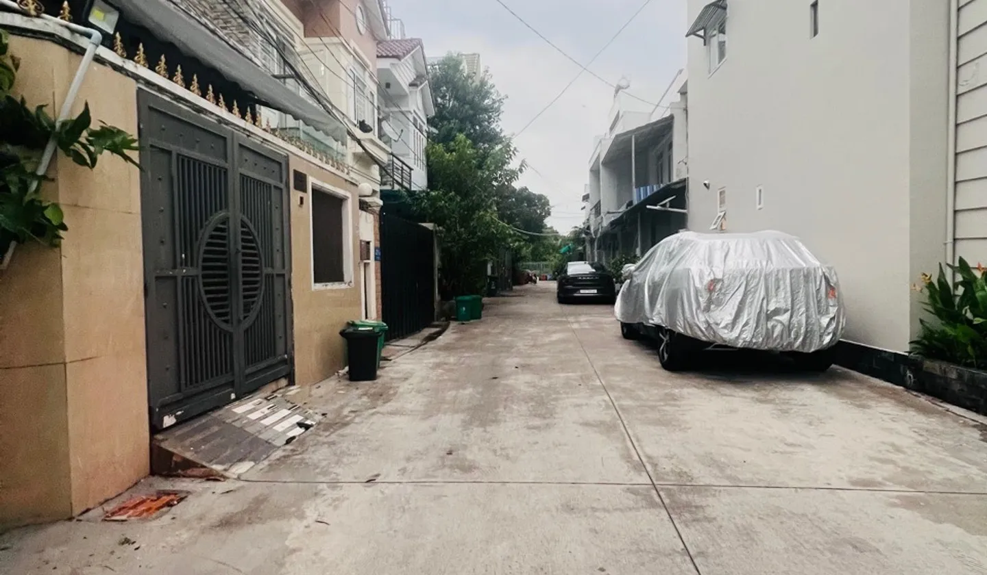 🏡 NHÀ 2 TẦNG – NGANG 6.1M – DÒNG TIỀN 10TR/THÁNG

👉 GIÁ CHỈ 6,1 TỶ... Bán nhà riêng tại Nhà Bè, Hồ Chí Minh 01