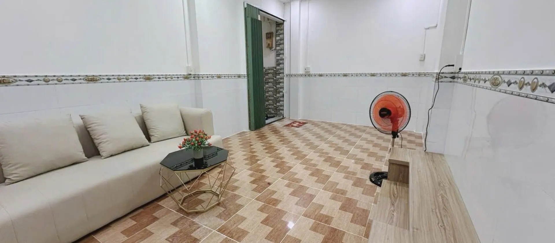 Nhà 4 tầng 30m2 hẻm sau mặt tiền tại quận Bình Thạnh giá 4.8 tỷ... Bán nhà riêng tại Bình Thạnh, Hồ Chí Minh 01