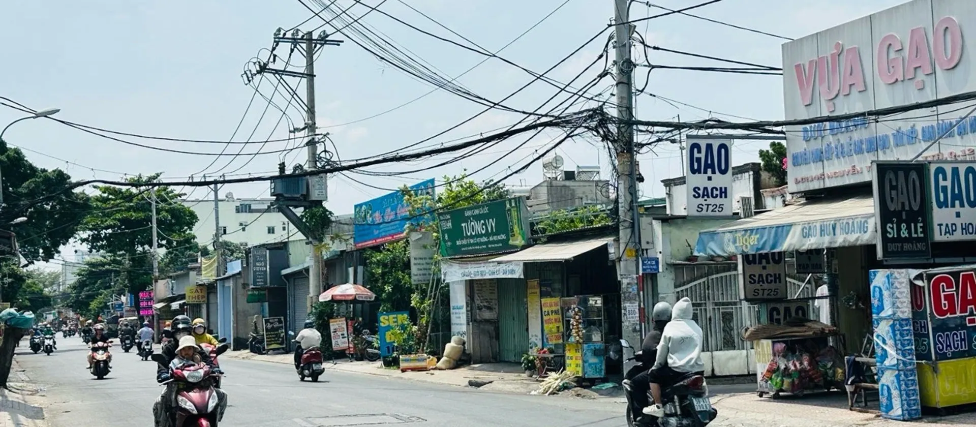 Bán nhà mặt phố 3 tầng tại phường Tân Thới Hiệp, HCM giá 8,15 tỷ... Bán nhà mặt phố tại Tân Thới Hiệp, Hồ Chí Minh 01