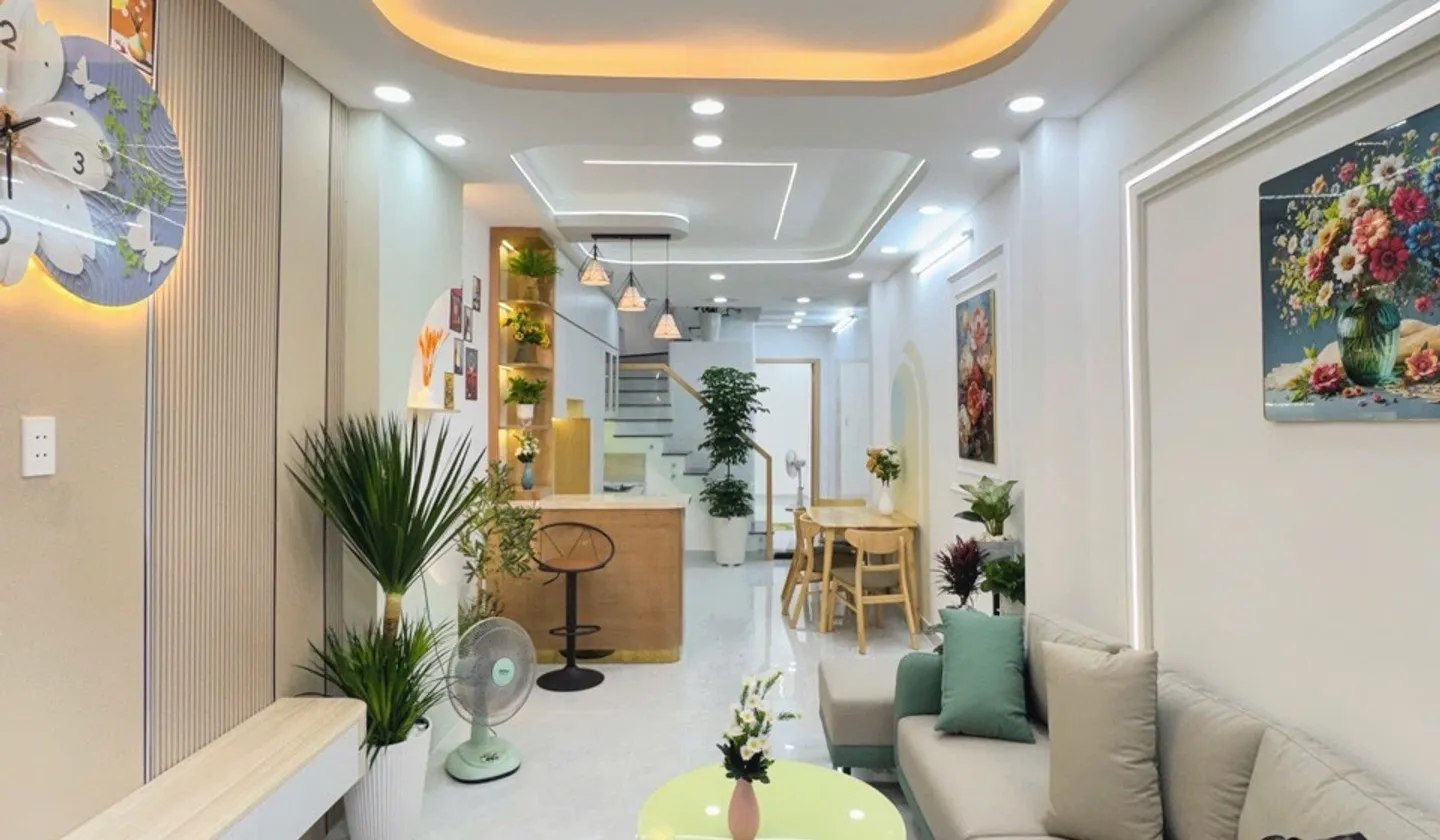 Nhà mới xây 3 tầng kiên cố, vị trí vàng gần Hương Lộ 2 Bình Tân, giá chỉ 4.98 tỷ... Bán nhà riêng tại Bình Trị Đông, Hồ Chí Minh 01