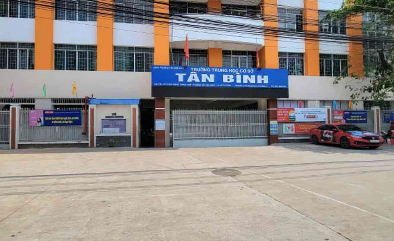Bán nhà riêng hẻm 766 Cách Mạng Tháng 8, 41.7m2, 4 tầng, Xe Hơi Thông... Bán nhà riêng tại Tân Sơn Nhất, Hồ Chí Minh 01