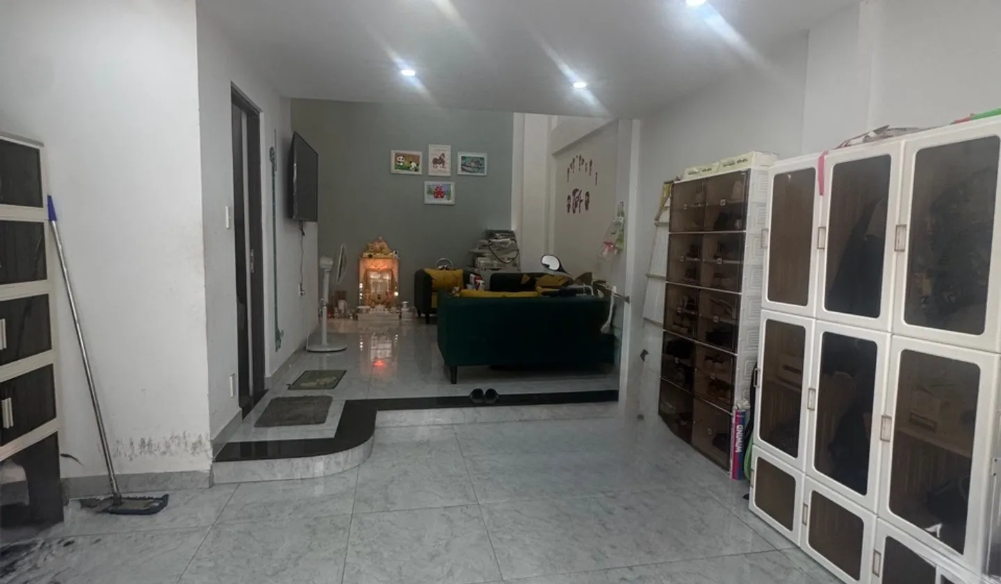 Bán nhà 5 tầng 43m2 giá 6.9 tỷ tại Quận 11, đường xe tải thông... Bán nhà riêng tại Phú Lâm, Hồ Chí Minh 01