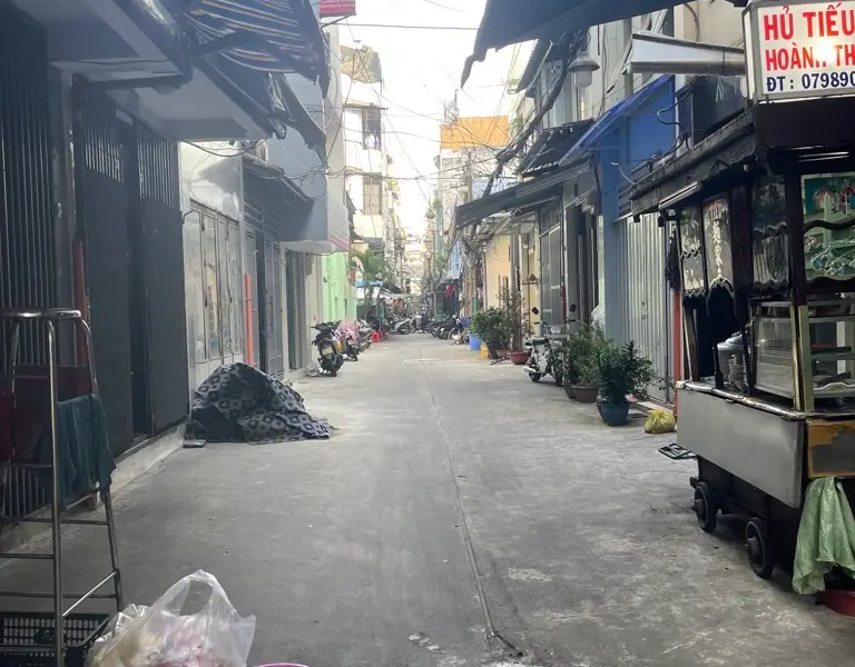 Nhà trung tâm Quận 3, hẻm xe hơi thông, giá tốt khó tin... Bán owner_side tại Xuân Hòa, Hồ Chí Minh 01