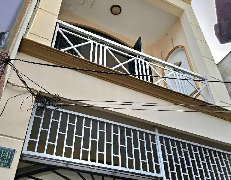 Bán nhà riêng 2 tầng tại Phường 12, Quận 10, hẻm thông gần Cách Mạng Tháng 8... Bán nhà riêng tại Hòa Hưng, Hồ Chí Minh 01