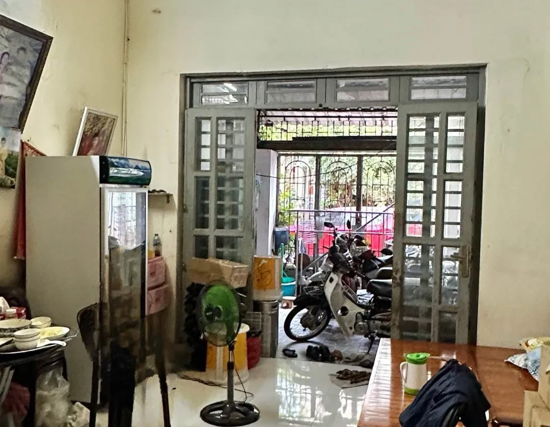 ❌ BÁN ĐẤT TẶNG NHÀ CẤP 4, CÓ SẴN 3 PHÒNG TRỌ - P. TRUNG MỸ TÂY - ĐƯỜNG NHỰA 7M - GIÁ CHỈ: 9.9x TỶ ❌... Bán nhà riêng tại Trung Mỹ Tây, Hồ Chí Minh 01