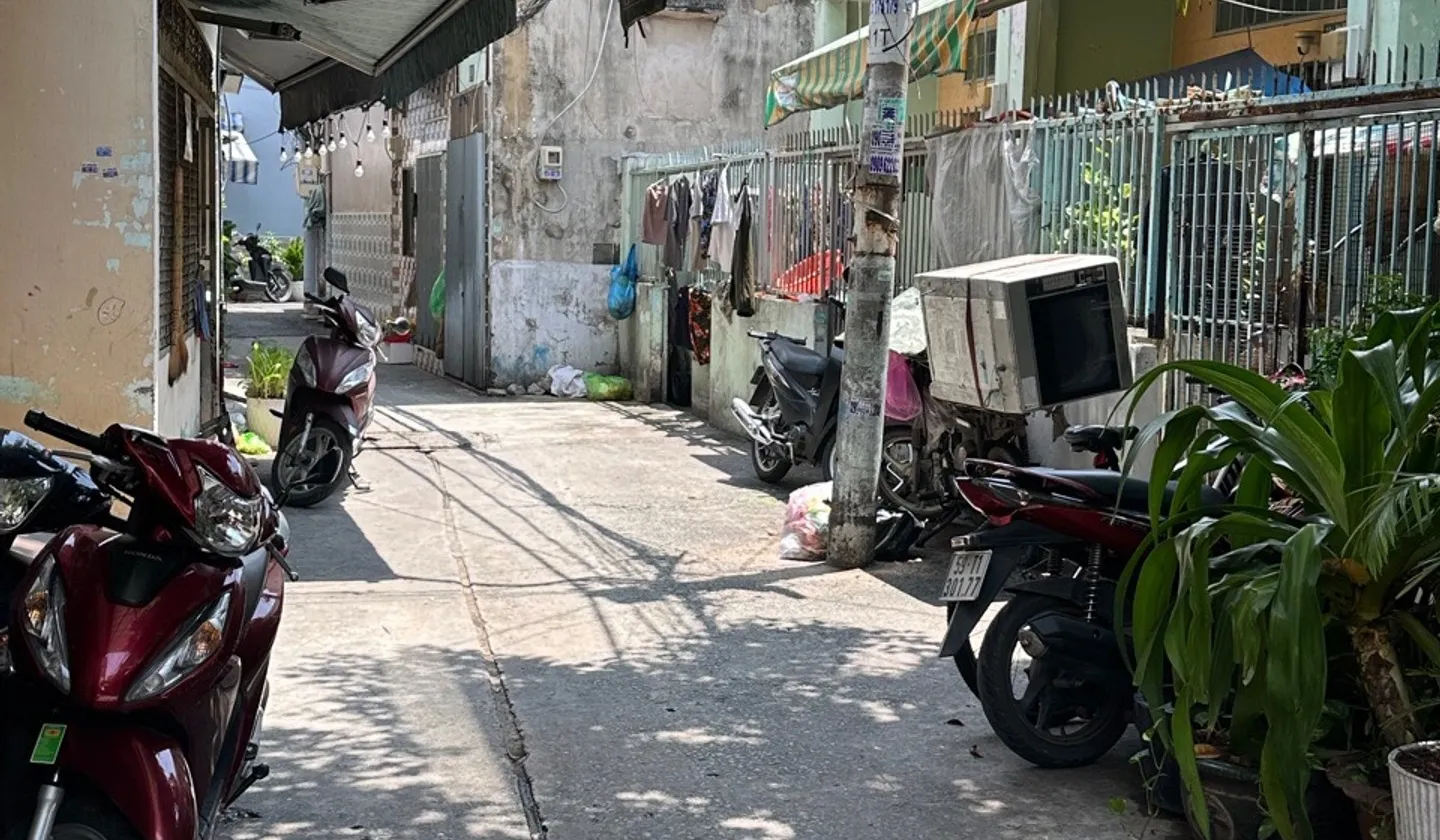 Bán nhà 2 tầng Bình Tiên, giá 1.95 tỷ... Bán nhà riêng tại Bình Tiên, Hồ Chí Minh 01