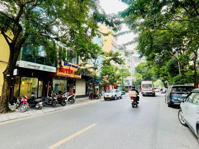 Bán nhà mặt phố Nguyễn Du, trung tâm Hà Nội, 7 tầng thang máy 55 tỷ... Bán nhà mặt phố tại Hai Bà Trưng, Hà Nội 01
