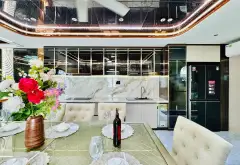 🏡 HÀNG HIẾM PHẠM VĂN CHIÊU – GÓC 2 MẶT TIỀN KINH DOANH 🚘 Ô TÔ NGỦ TRONG NHÀ

📐 55m² (4.2×13m) –... Bán nhà riêng tại An Hội Đông, Hồ Chí Minh 09