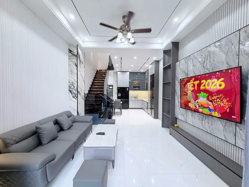 🔥 NHÀ ĐẸP 3 TẦNG – SÁT HOÀNG THỊ LOAN – GẦN BIỂN 1KM 🔥... Bán nhà mặt phố tại Liên Chiểu, Đà Nẵng 01
