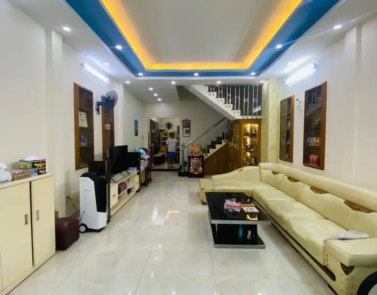 Nhà mặt phố 4 tầng kiên cố, vị trí đắc địa tại Quận 12 - Cơ hội sở hữu ngay với giá hợp lý... Bán nhà mặt phố tại Thới An, Hồ Chí Minh 01