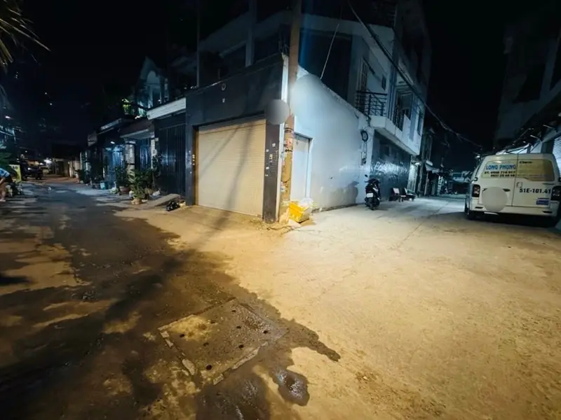 Cơ Hội Vàng - Nhà Riêng Đẹp Mặt Tiền, Sân Ô Tô Tại Khu Vực Đỉnh... Bán nhà riêng tại Bình Tân, Hồ Chí Minh 01