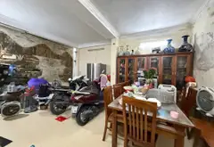 Bán nhà riêng 4 tầng 110m² tại trung tâm với sân vườn và pháp lý đầy đủ... Bán nhà riêng tại Nghĩa Đô, Hà Nội 06