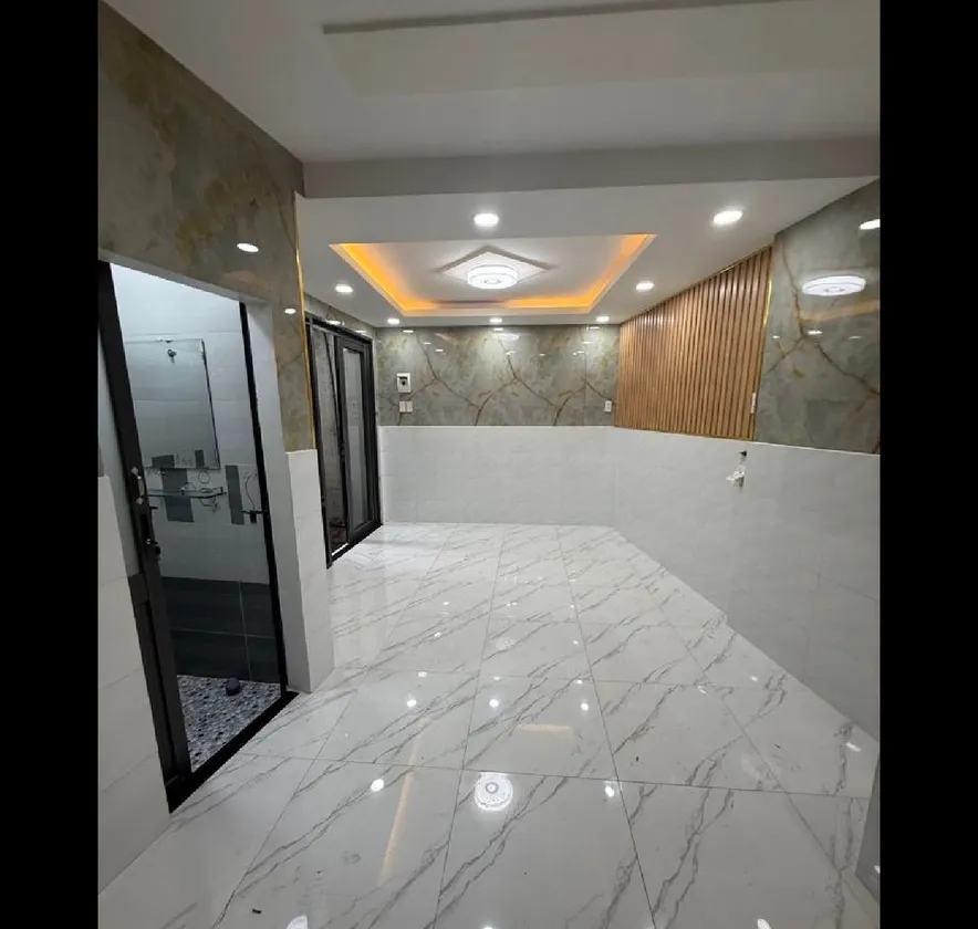 Cơ hội sở hữu nhà 3 tầng ngay quận 10, giá hấp dẫn hiếm có... Bán nhà riêng tại Vườn Lài, Hồ Chí Minh 01