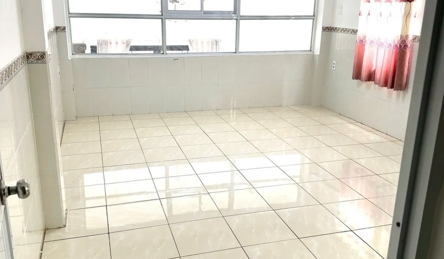 Nhà 2 tầng hẻm xe hơi đường Cống Lỡ, Tân Bình giá 5.2 tỷ... Bán nhà riêng tại Tân Sơn, Hồ Chí Minh 01