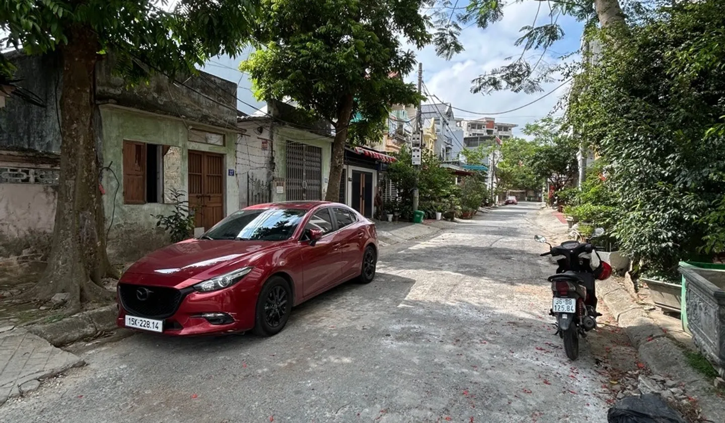 Nhà riêng 3 tầng và dãy phòng trọ tại Phân lô tái định cư Nguyễn Công Mỹ, Quận Đại Hồng Môn... Bán nhà riêng tại Phù Liễn, Hải Phòng 01