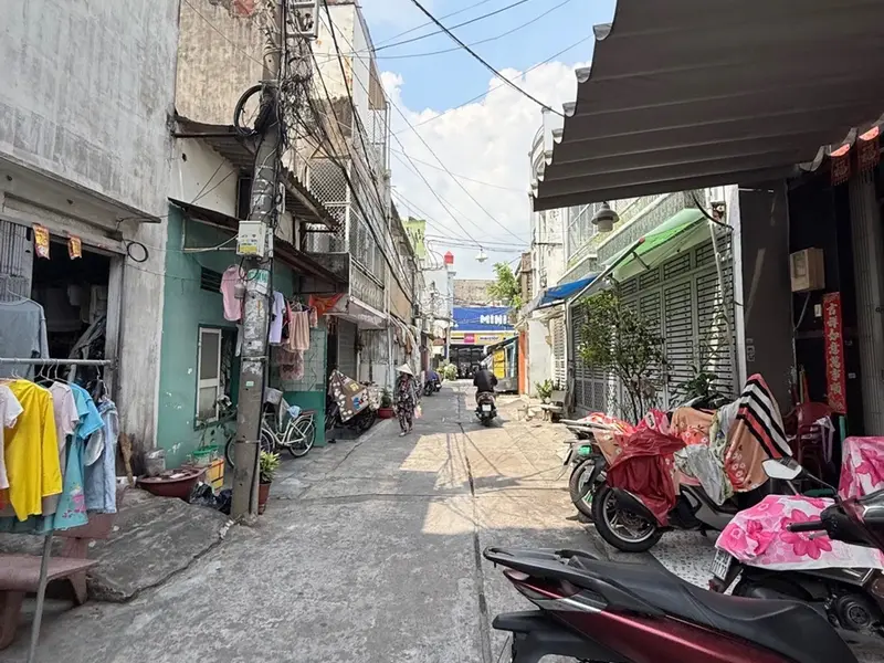 Nhà riêng 5 tầng, 98m2, thang máy, thích hợp ở và kinh doanh tại Tân Phú... Bán nhà riêng tại Tân Phú, Hồ Chí Minh 01