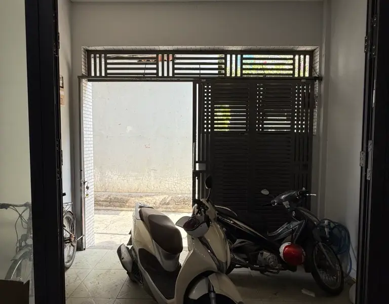 Cơ hội sở hữu nhà 4 tầng kiên cố tại Phú Thuận với giá tốt hiếm có... Bán nhà riêng tại Phú Thuận, Hồ Chí Minh 01