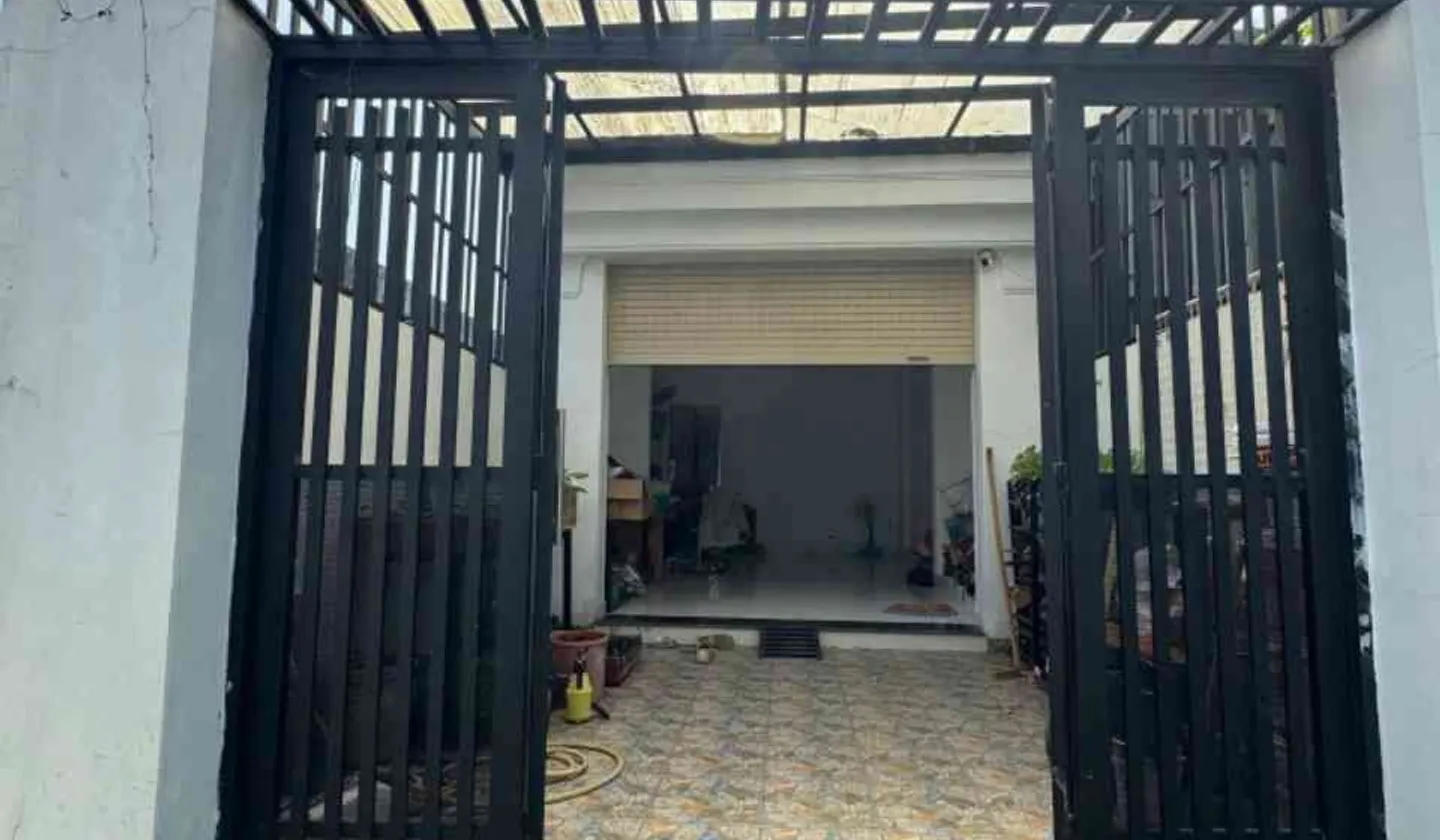 Cơ hội sở hữu nhà cấp 4 thiết kế thông minh ngay trung tâm q9... Bán nhà riêng tại Long Trường, Hồ Chí Minh 01
