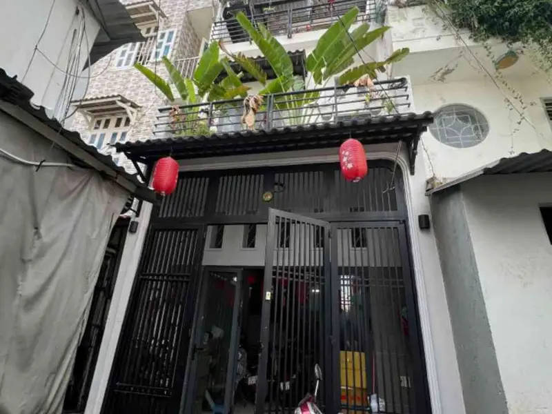 GẤP GẤP GẤP CHỦ NHIỆT BÁN GIẢM SÂU, GIÁ MỚI 5.99 TỶ. NHÀ SÁT MT DƯƠNG BÁ TRẠC 4x 11... Bán nhà riêng tại Chánh Hưng, Hồ Chí Minh 01