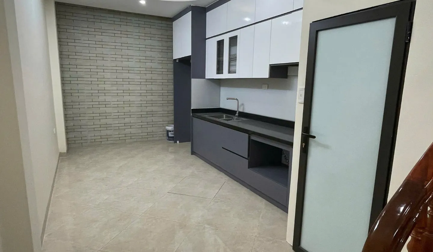 Bán nhà riêng 5 tầng 45m² tại Kim Ngưu, Đông Nam, 8 phòng ngủ, pháp lý rõ ràng... Bán nhà riêng tại Vĩnh Tuy, Hà Nội 01