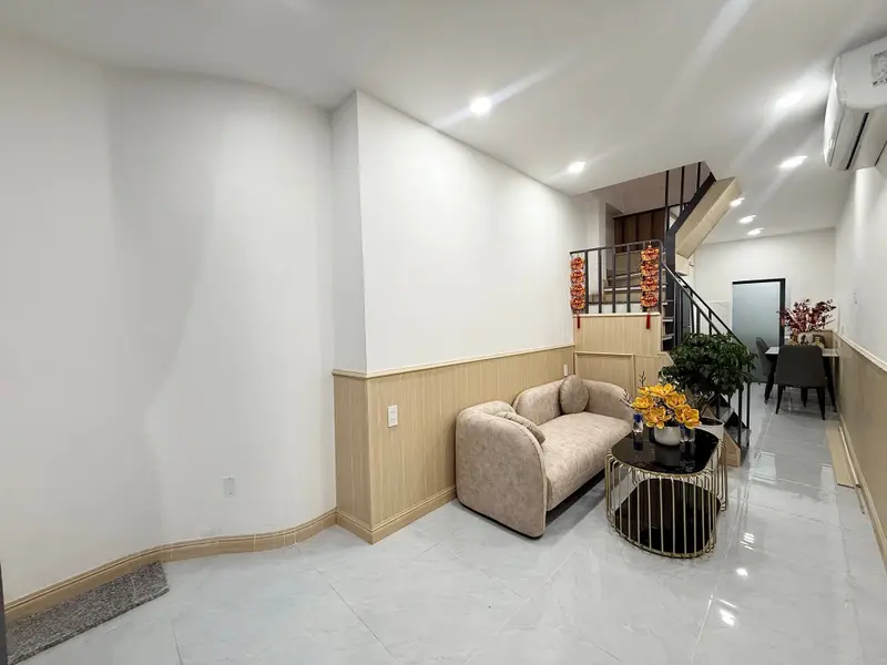 Nhà đẹp Nguyễn Thượng Hiền, Quận 3 - Giá sốc giảm ngay 300 triệu... Bán nhà riêng tại Bàn Cờ, Hồ Chí Minh 01