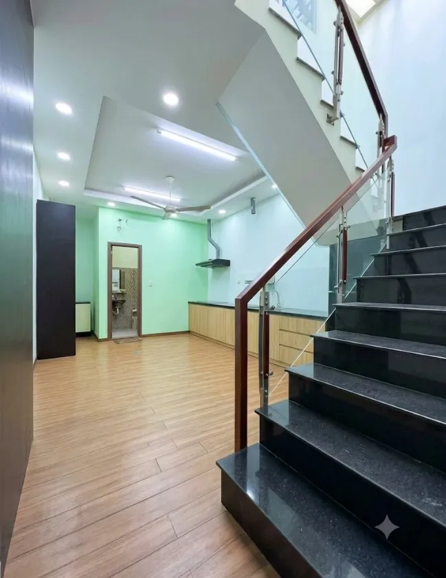 NHÀ MẶT TIỀN CƯ XÁ BẮC HẢI – QUẬN 10 | 4,5M × 25M | GẦN 300M² SỬ DỤNG | 12,5 TỶ... Bán nhà mặt phố tại Hòa Hưng, Hồ Chí Minh 01