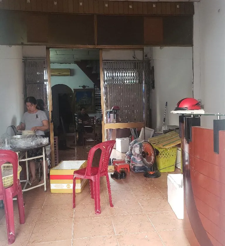 Nhà mặt phố 2 tầng, mặt tiền 4.3m, giá chỉ 15.9 tỷ tại Tân Bình... Bán nhà mặt phố tại Tân Bình, Hồ Chí Minh 01