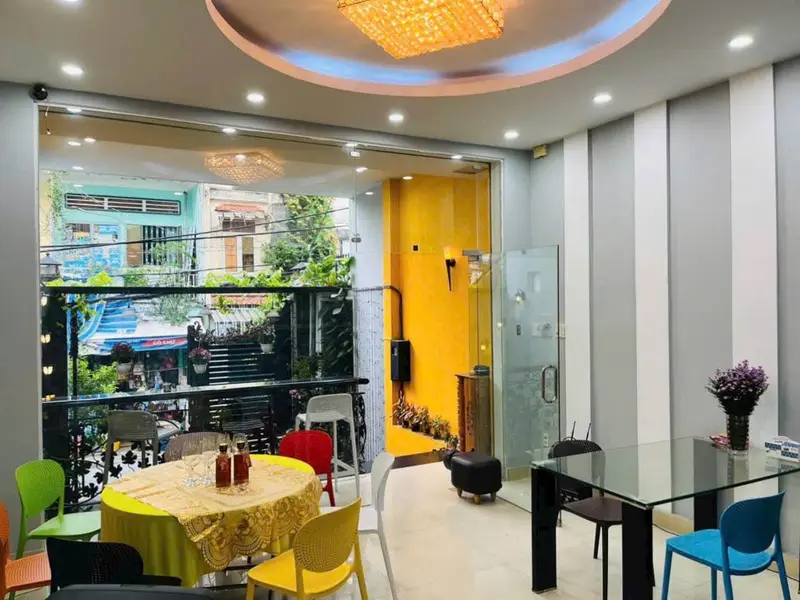 Nhà đẹp, nội thất cao cấp, có hầm đậu 2 oto thoải mái, hẻm nhựa xe hơi tránh nhau,... Bán nhà riêng tại An Nhơn, Hồ Chí Minh 01