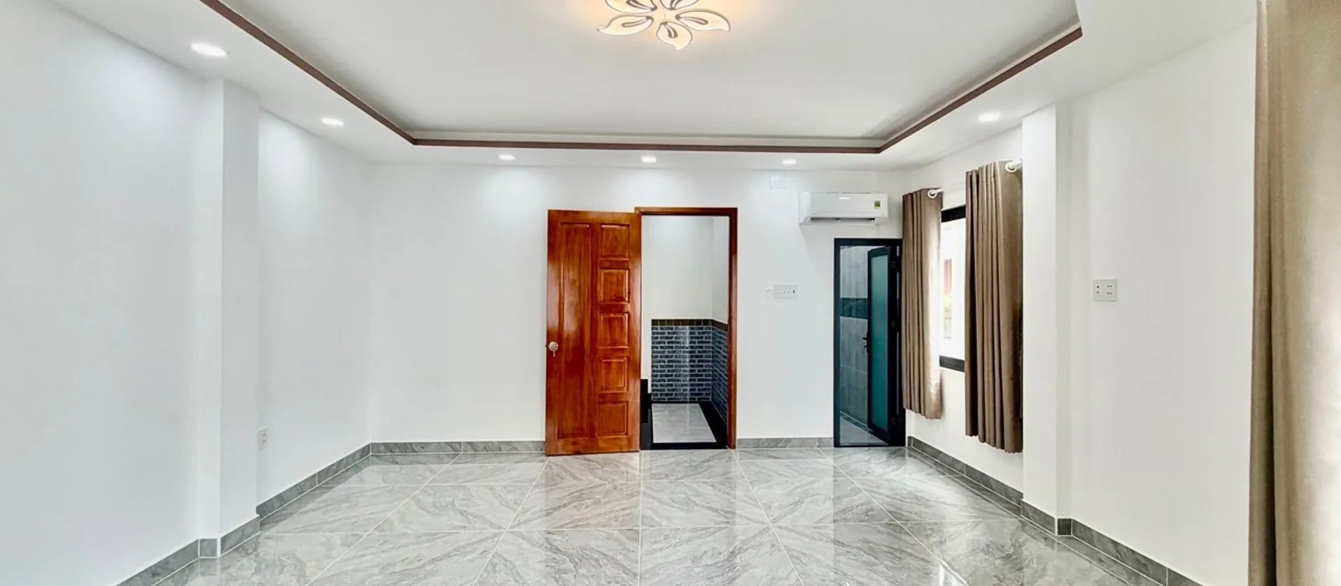 Nhà 5 tầng lô góc hẻm xe hơi Phú Nhuận giá 11.8 tỷ... Bán nhà riêng tại Phú Nhuận, Hồ Chí Minh 01