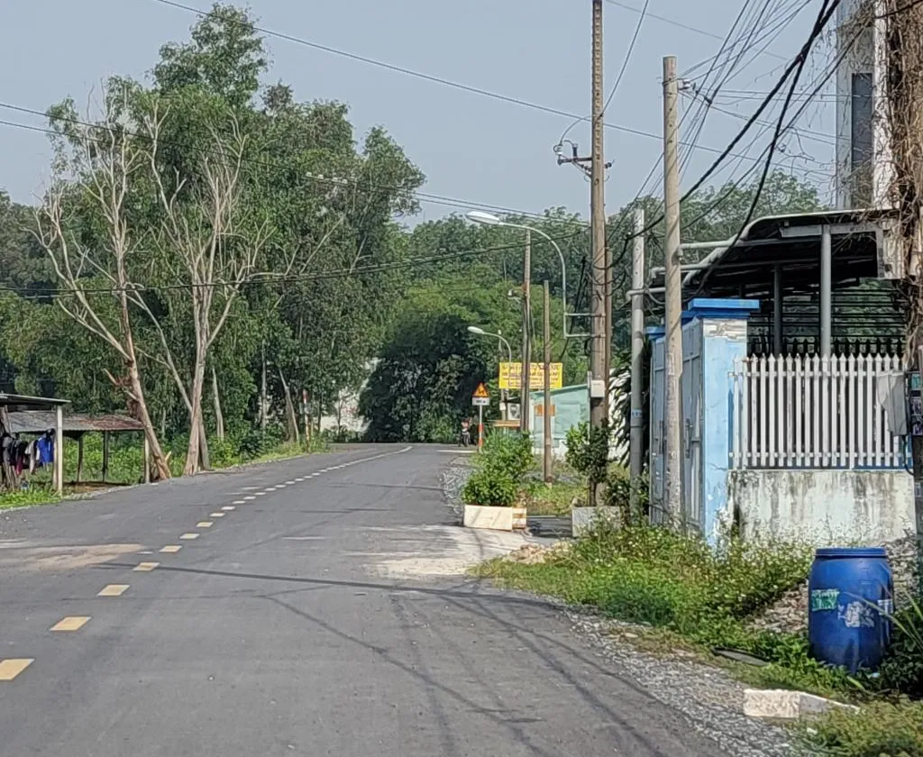 Bán nhà mặt phố tại xã phường huyện với diện tích 170m2, mặt tiền rộng, pháp lý đầy đủ... Bán nhà mặt phố tại Bình Mỹ, Hồ Chí Minh 01