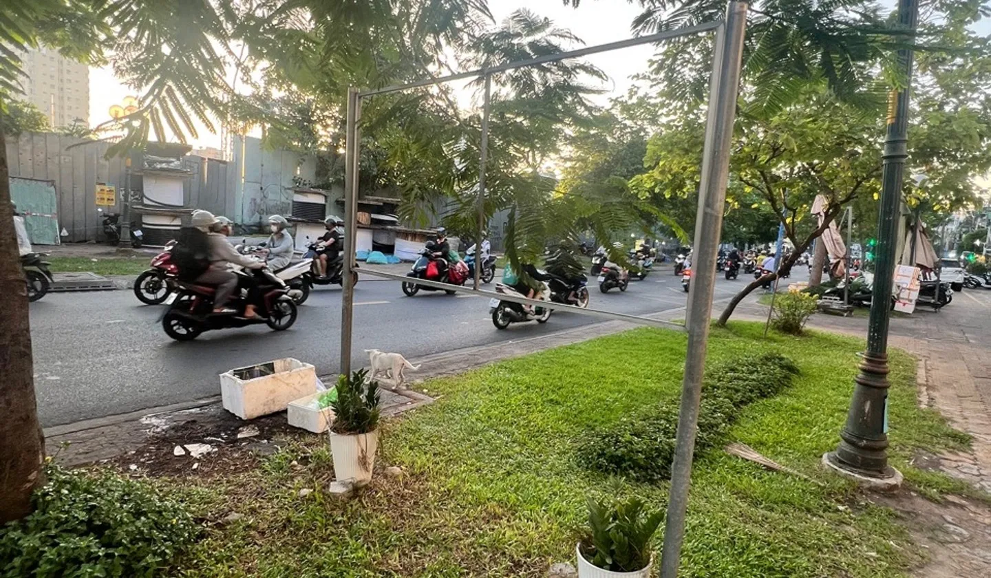 Bán nhà mặt phố rộng 180m2 tại Tân Bình giá thương lượng... Bán nhà mặt phố tại Bảy Hiền, Hồ Chí Minh 01