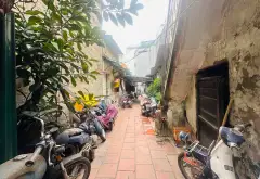 Bán nhà mặt phố 370m2, mặt tiền 8.4m, Vỉa Hè , vị trí kinh doanh trung tâm... Bán nhà mặt phố tại Bạch Mai, Hà Nội 03